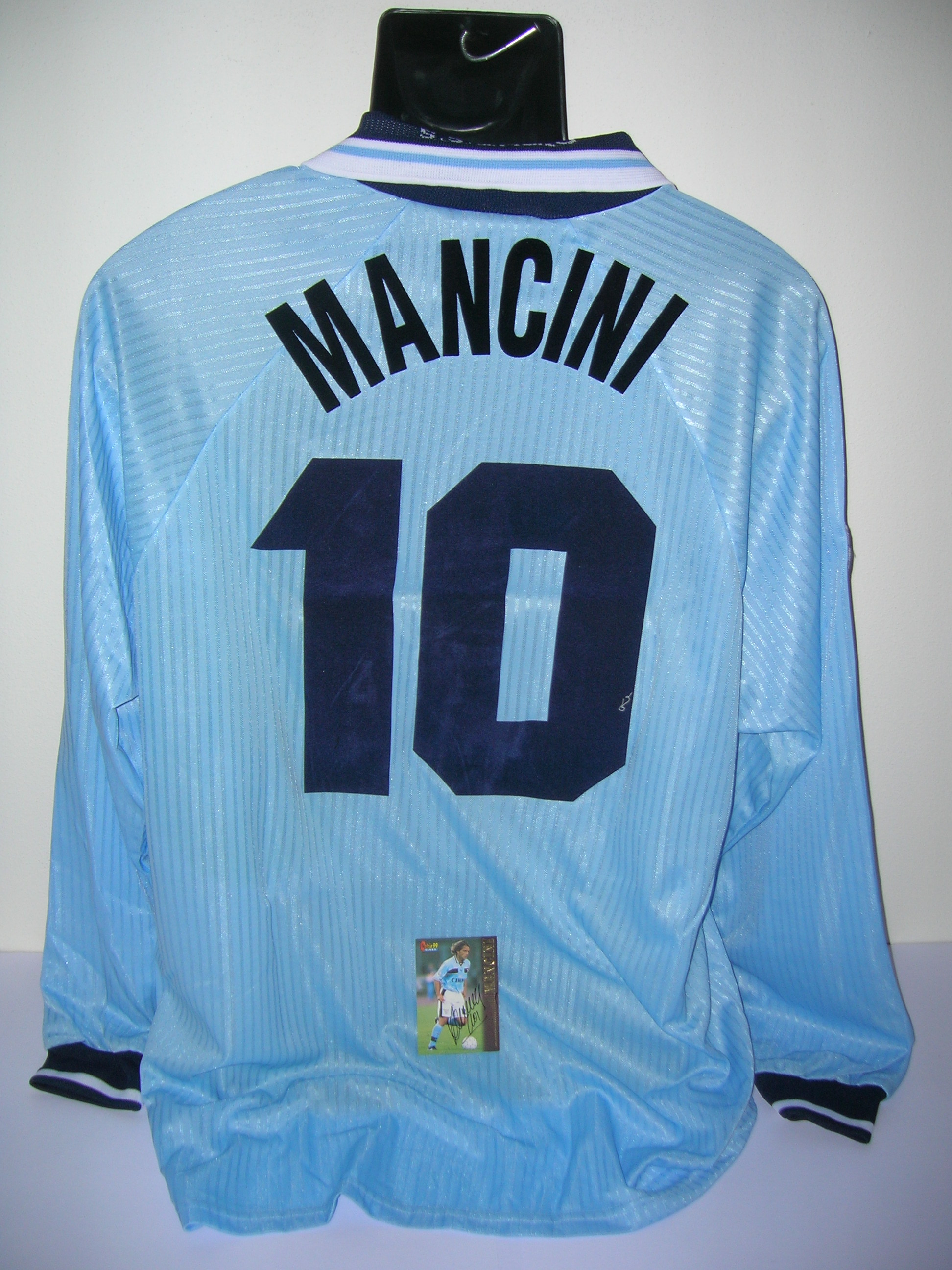 Mancini Roberto n.10 Lazio autografata da Zoff e Mancini B